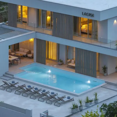 Lc Villa *