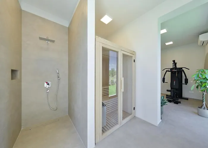 فيلة La Casa بيبينيا